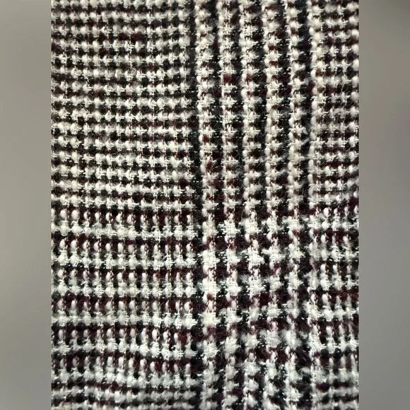 Line & Dot- Wool Blend Tweed Top and Skirt Set - Picture 6 of 8